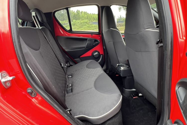 Used BYD F0 2015 1.0L AMT XuanKu Model Interior 2