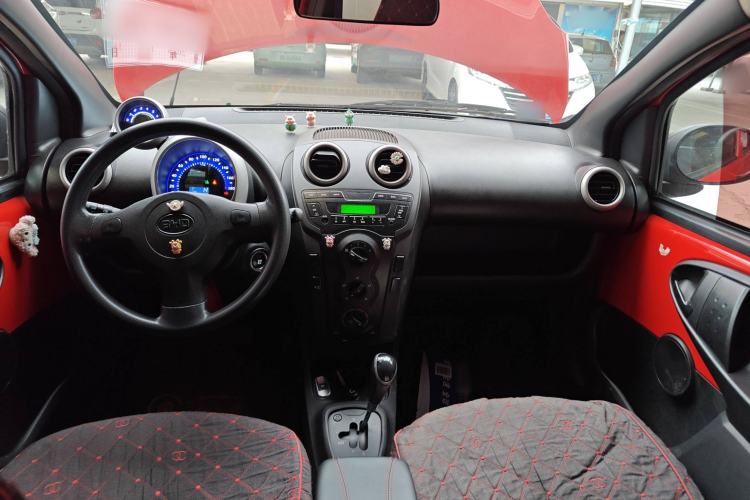 Used BYD F0 2015 1.0L AMT XuanKu Model Interior 2