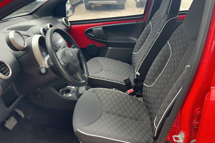 Used BYD F0 2015 1.0L AMT XuanKu Model Interior 2