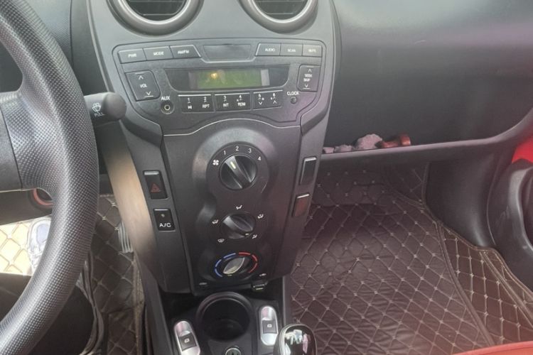 Used BYD F0 2015 1.0L AMT XuanKu Model Interior 3