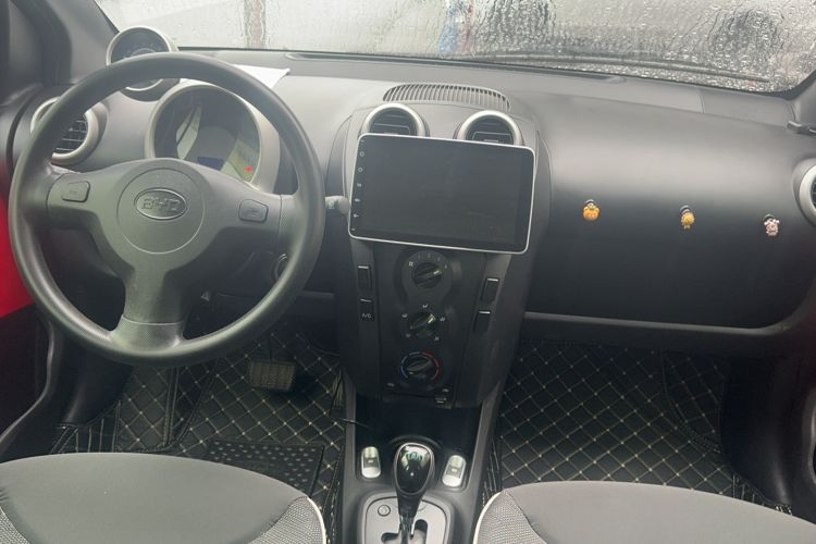 Used BYD F0 2015 1.0L AMT XuanKu Model Interior 3
