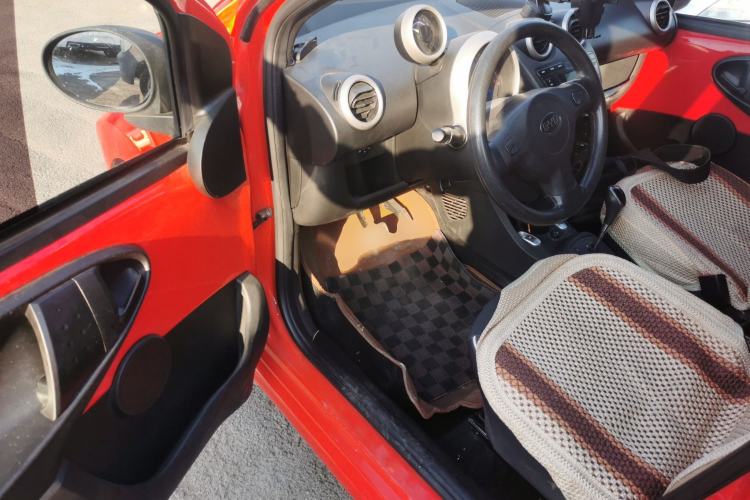 Used BYD F0 2015 1.0L AMT XuanKu Model Left Front Seat
