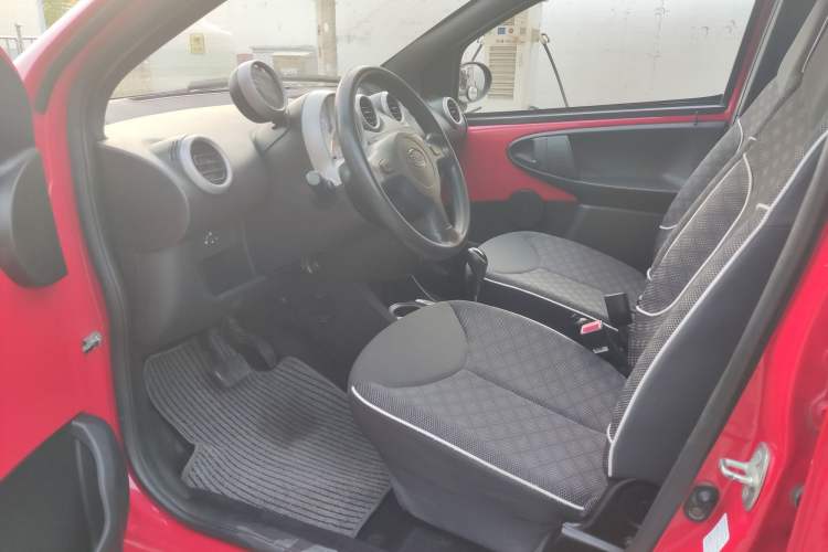 Used BYD F0 2015 1.0L AMT XuanKu Model Left Front Seat