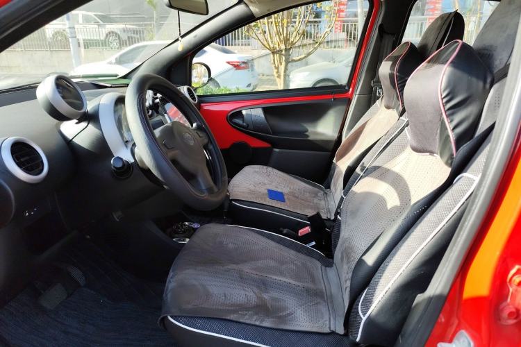 Used BYD F0 2015 1.0L AMT XuanKu Model Left Front Seat