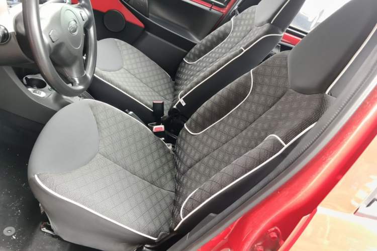 Used BYD F0 2015 1.0L AMT XuanKu Model Left Front Seat
