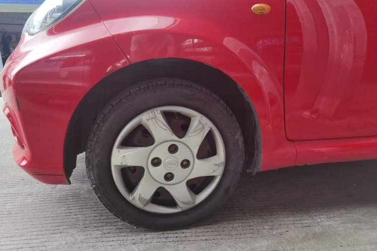 Used BYD F0 2015 1.0L AMT XuanKu Model Left Front Wheel Hub