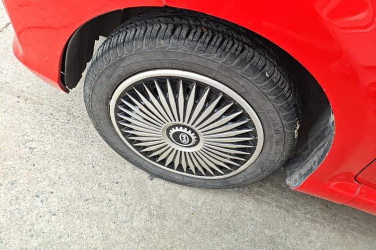 Used BYD F0 2015 1.0L AMT XuanKu Model Left Front Wheel Hub