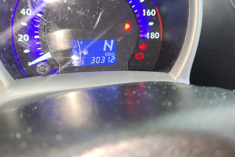Used BYD F0 2015 1.0L AMT XuanKu Model Odometer Close Up