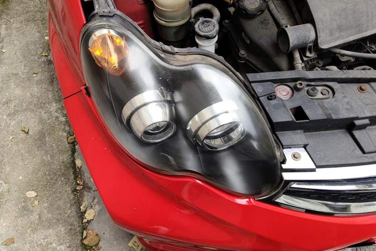 Used BYD F0 2015 1.0L XuanKu Model Right Front Headlight