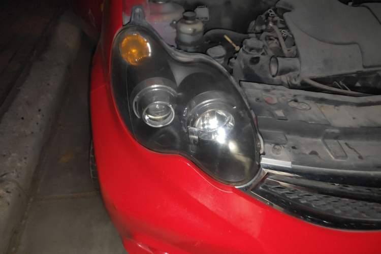 Used BYD F0 2015 1.0L AMT Joyful Cool Model Right Front Headlight
