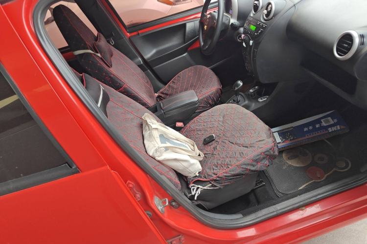 Used BYD F0 2015 1.0L AMT XuanKu Model Right Front Seat