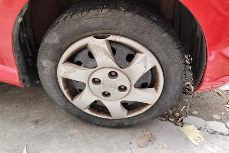 Used BYD F0 2015 1.0L XuanKu Model Right Front Wheel Hub