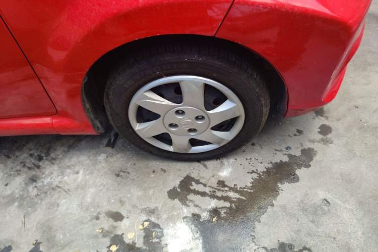 Used BYD F0 2015 1.0L AMT XuanKu Model Right Front Wheel Hub