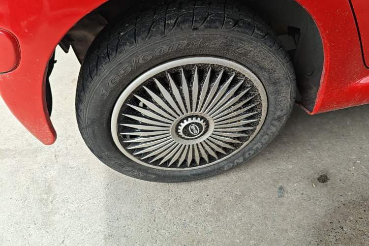 Used BYD F0 2015 1.0L AMT XuanKu Model Right Rear Wheel Hub