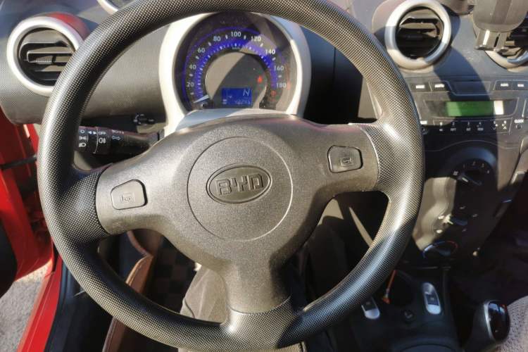 Used BYD F0 2015 1.0L AMT XuanKu Model Steering Wheel