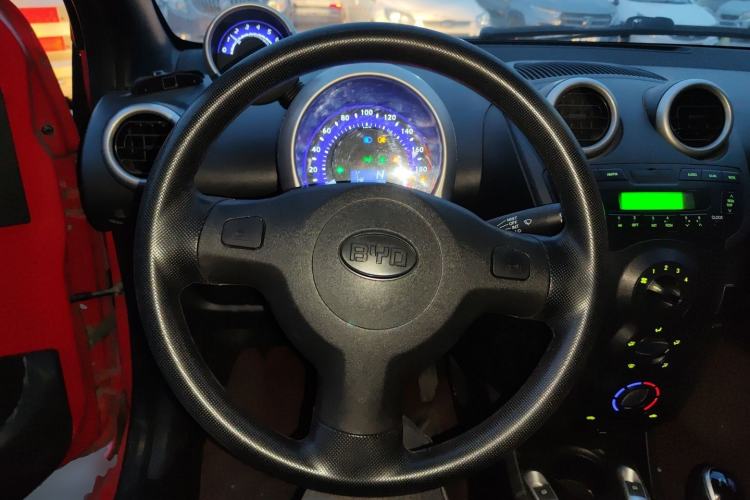 Used BYD F0 2015 1.0L AMT XuanKu Model Steering Wheel