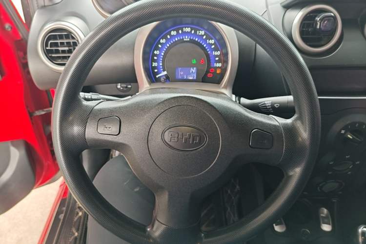Used BYD F0 2015 1.0L AMT XuanKu Model Steering Wheel