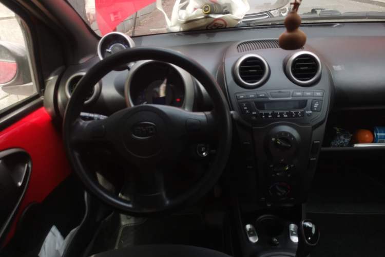 Used BYD F0 2015 1.0L AMT XuanKu Model Steering Wheel