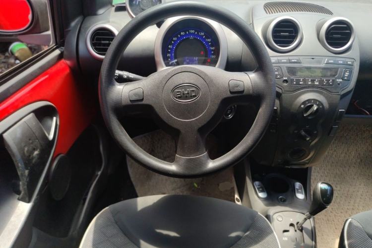 Used BYD F0 2015 1.0L AMT XuanKu Model Steering Wheel