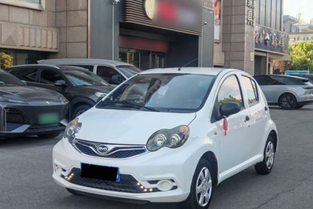 Ojetý BYD F0 2015 1.0L AMT XuanKu Model