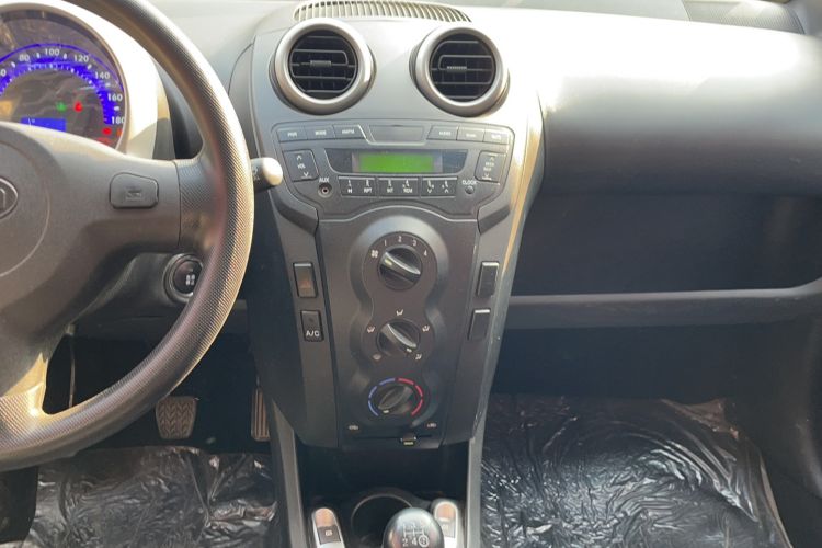 Used BYD F0 2015 1.0L XuanKu Model Audio And AC Panel
