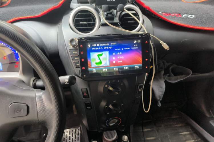 Used BYD F0 2015 1.0L AMT XuanKu Model Audio And AC Panel