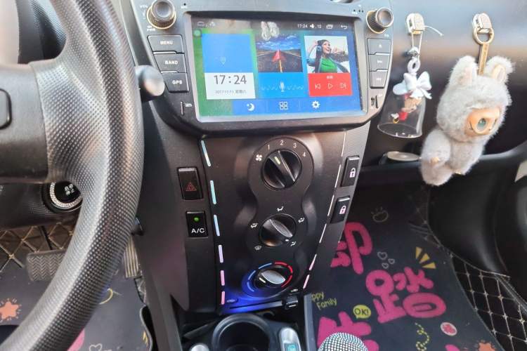 Used BYD F0 2015 1.0L AMT XuanKu Model Audio And AC Panel
