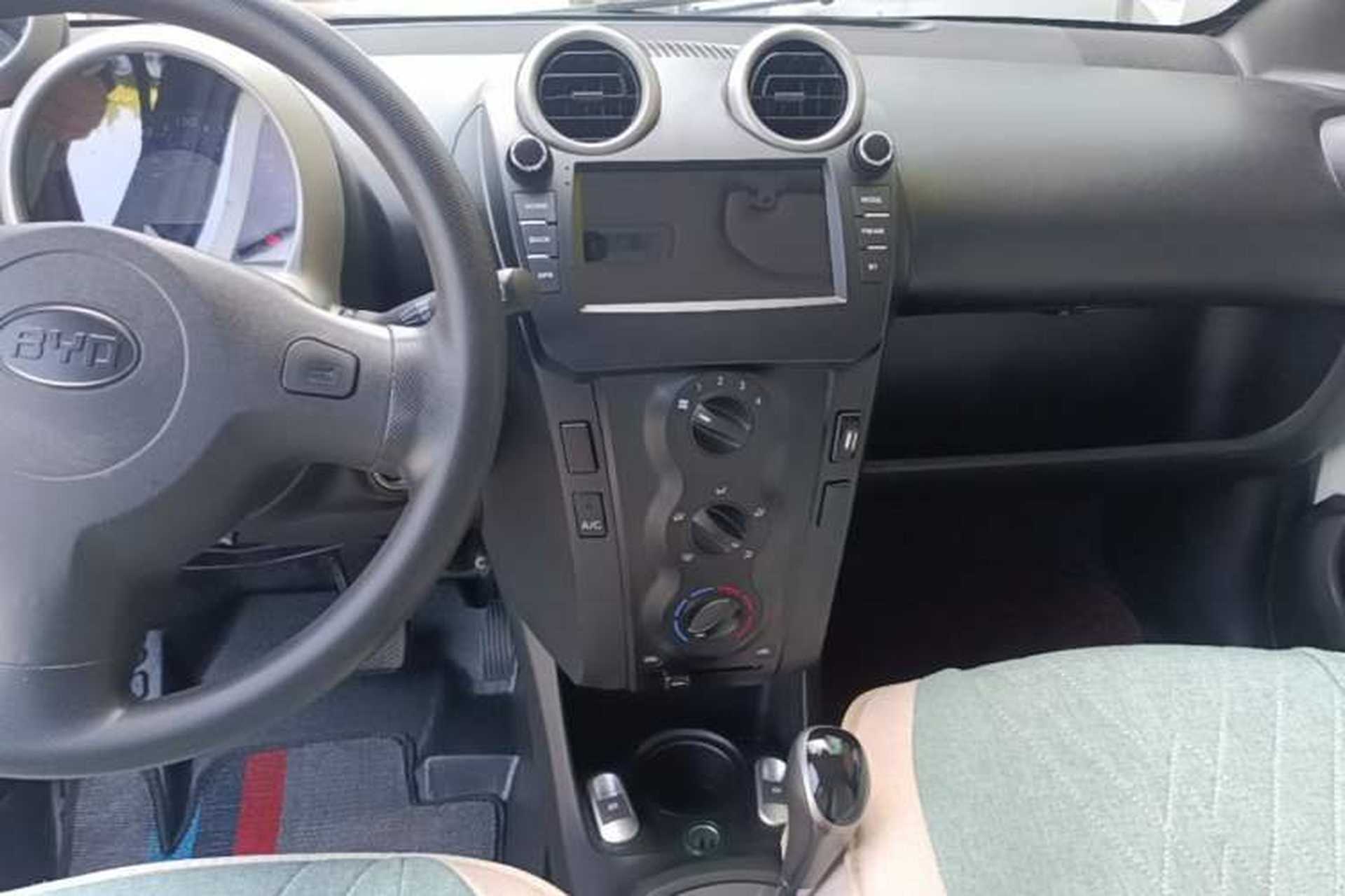 Used BYD F0 2015 1.0L AMT XuanKu Model Audio And AC Panel