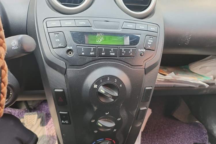 Used BYD F0 2015 1.0L XuanKu Model Audio And AC Panel