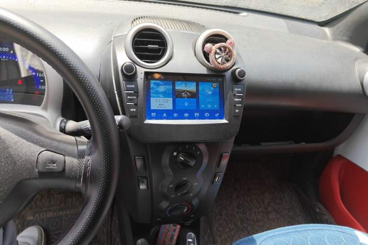 Used BYD F0 2015 1.0L AMT XuanKu Model Audio And AC Panel