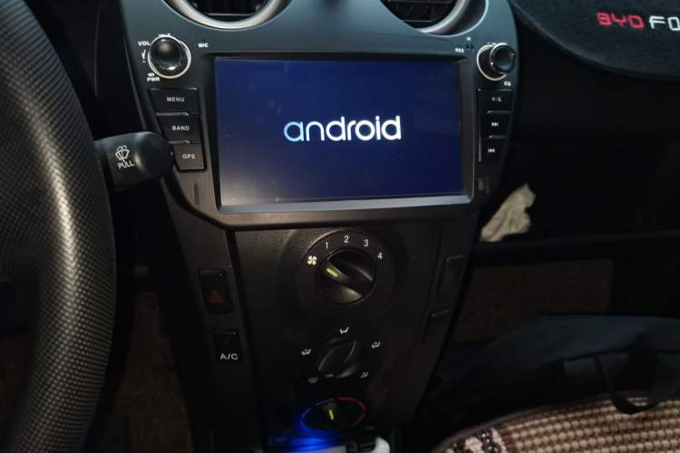 Used BYD F0 2015 1.0L AMT XuanKu Model Audio And AC Panel