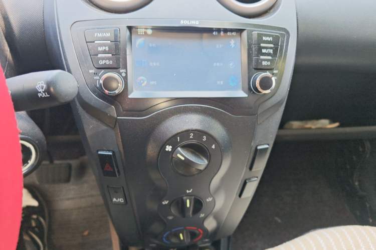 Used BYD F0 2015 1.0L AMT XuanKu Model Audio And AC Panel