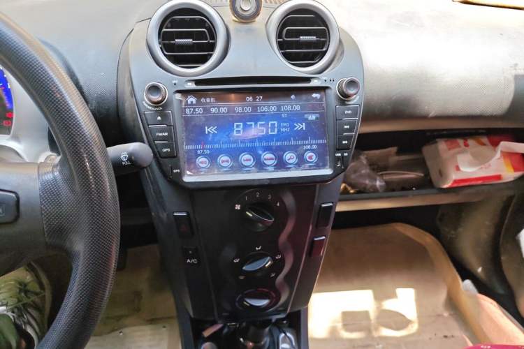 Used BYD F0 2015 1.0L AMT XuanKu Model Audio And AC Panel