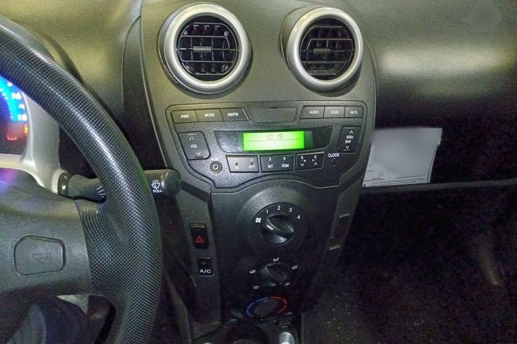 Used BYD F0 2015 1.0L AMT XuanKu Model Audio And AC Panel