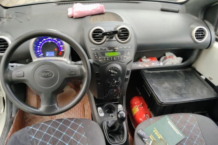 Used BYD F0 2015 1.0L XuanKu Model Center Console