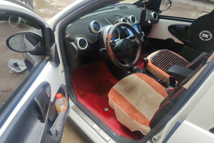 Used BYD F0 2015 1.0L AMT XuanKu Model Driver Seat