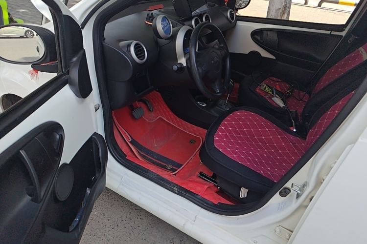 Used BYD F0 2015 1.0L AMT XuanKu Model Driver Seat