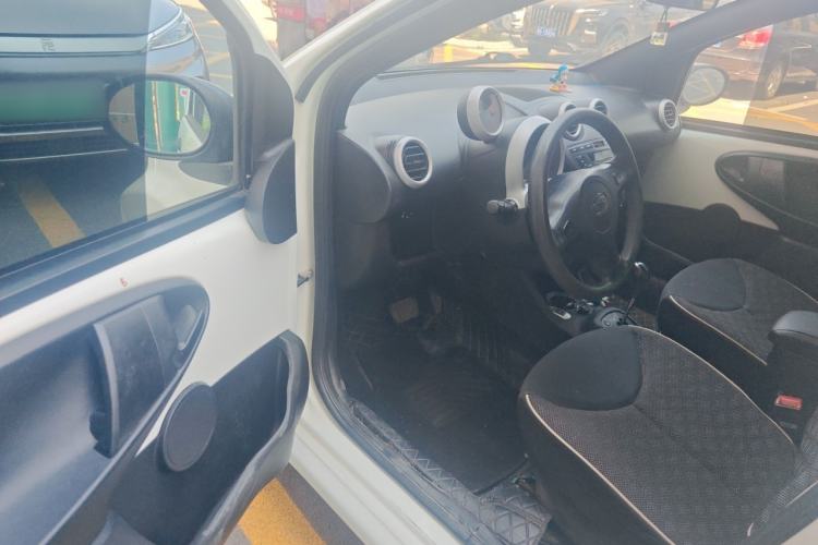 Used BYD F0 2015 1.0L AMT XuanKu Model Driver Seat