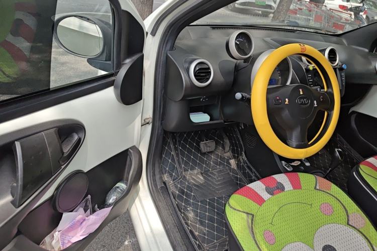 Used BYD F0 2015 1.0L AMT XuanKu Model Driver Seat