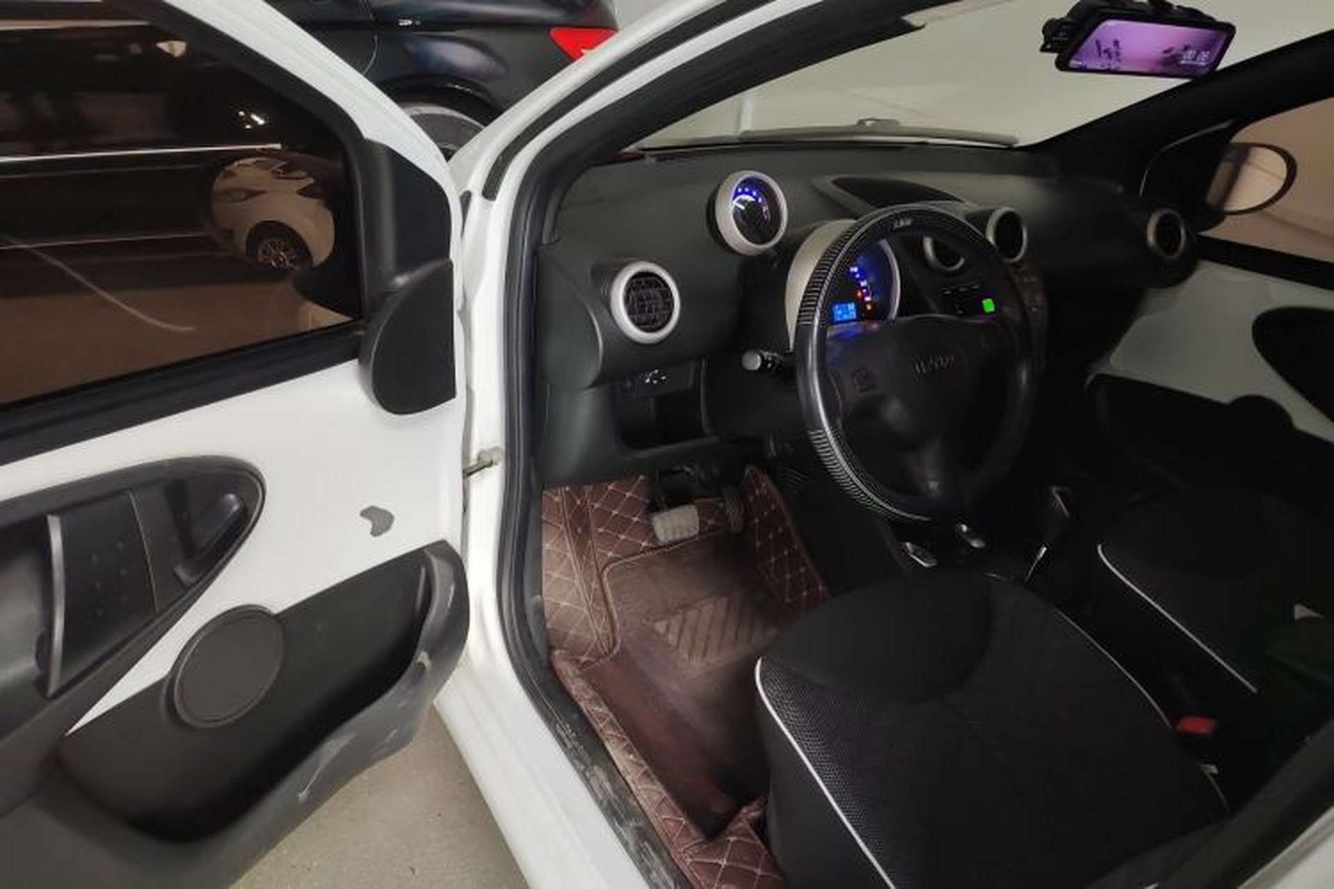 Used BYD F0 2015 1.0L AMT XuanKu Model Driver Seat