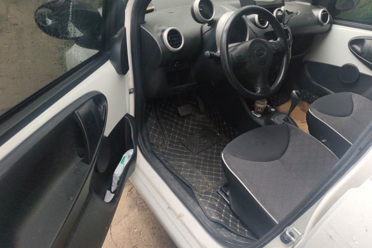 Used BYD F0 2015 1.0L AMT XuanKu Model Driver Seat