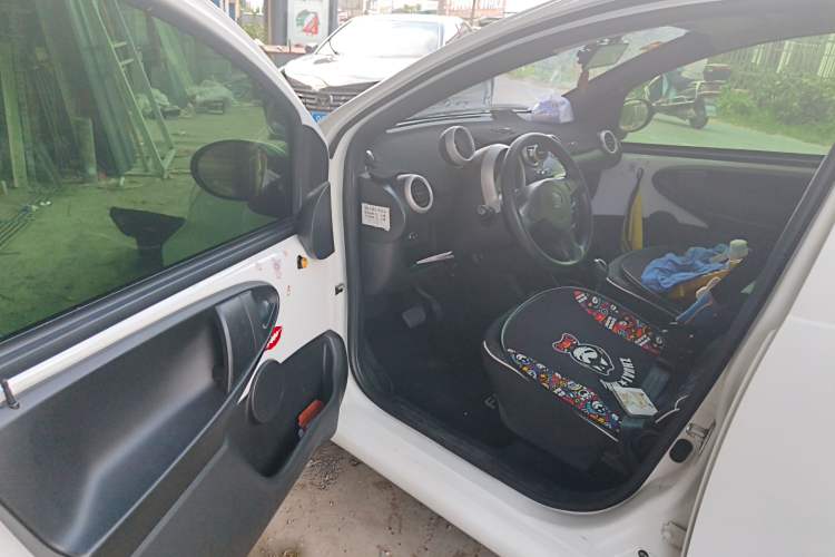 Used BYD F0 2015 1.0L AMT XuanKu Model Driver Seat