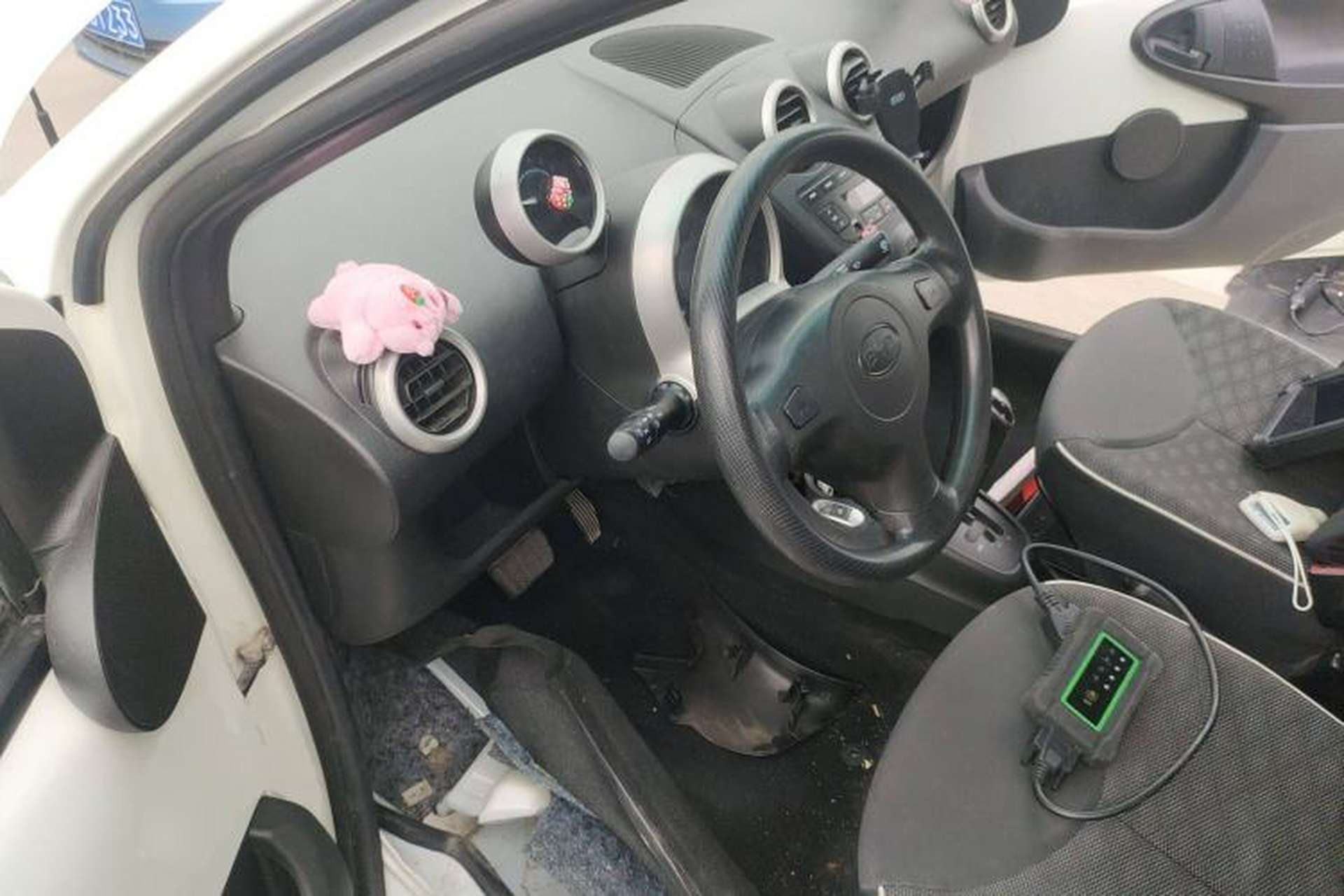 Used BYD F0 2015 1.0L AMT XuanKu Model Driver Seat
