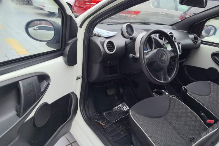 Used BYD F0 2015 1.0L AMT XuanKu Model Driver Seat