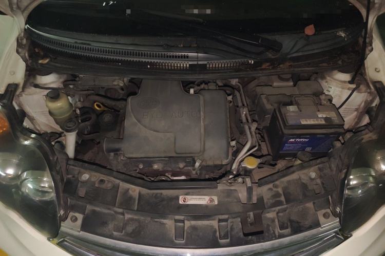 Used BYD F0 2015 1.0L AMT XuanKu Model Engine Bay