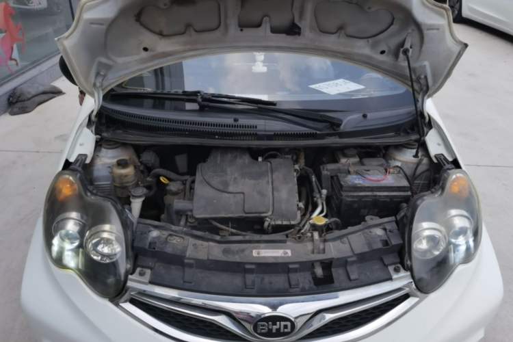 Used BYD F0 2015 1.0L XuanKu Model Engine Bay