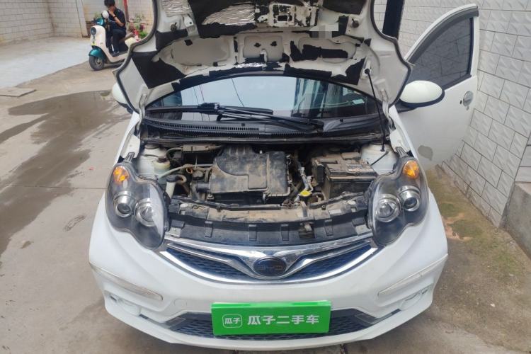 Used BYD F0 2015 1.0L AMT XuanKu Model Engine Bay
