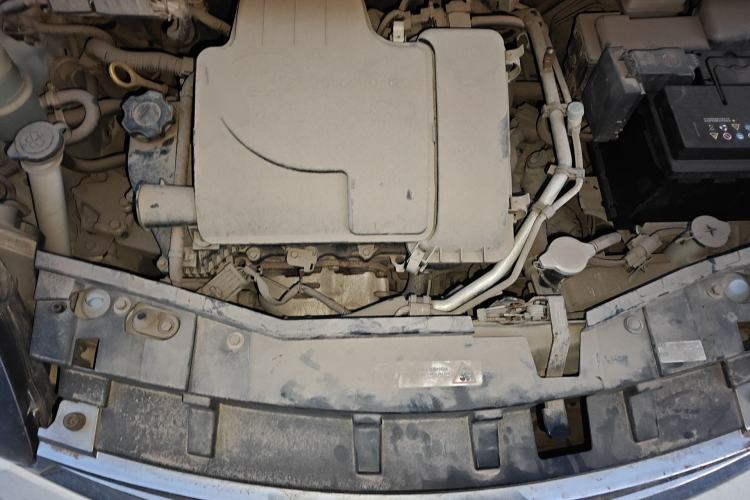 Used BYD F0 2015 1.0L AMT XuanKu Model Engine Bay