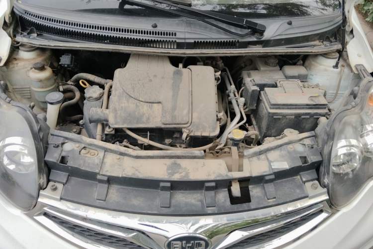 Used BYD F0 2015 1.0L XuanKu Model Engine Bay
