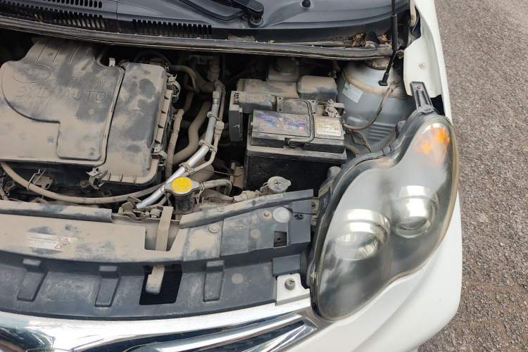 Used BYD F0 2015 1.0L XuanKu Model Engine Bay Left